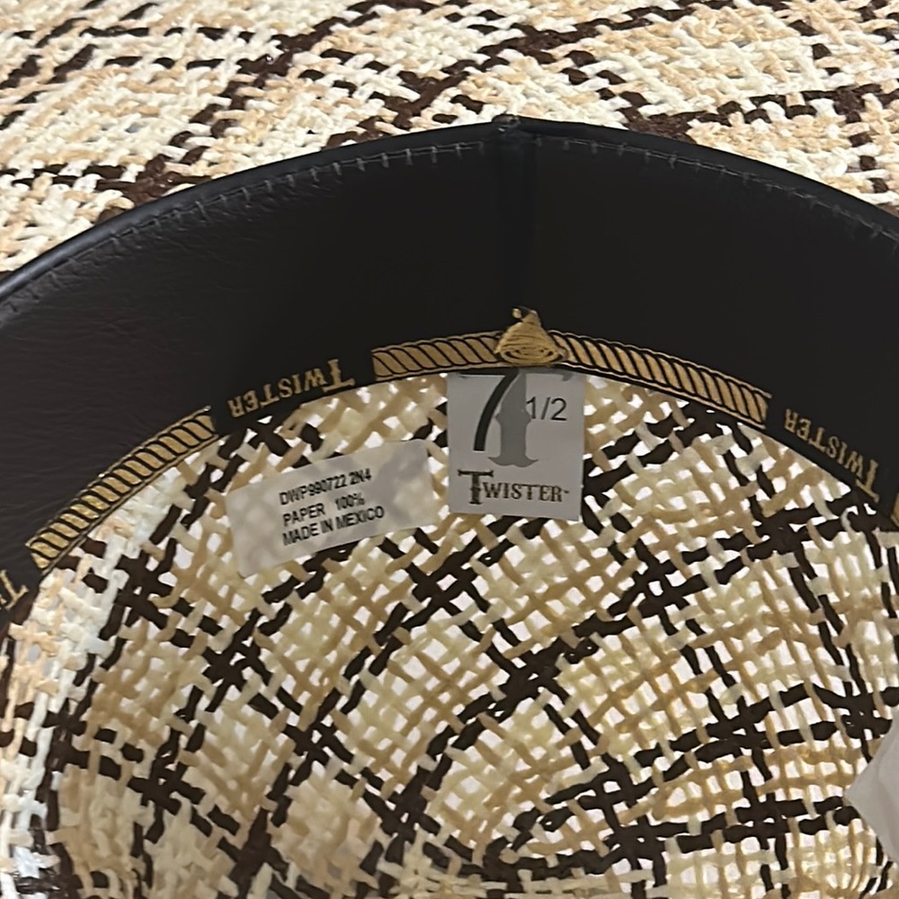 Cowboy hat - Picture 3 of 3
